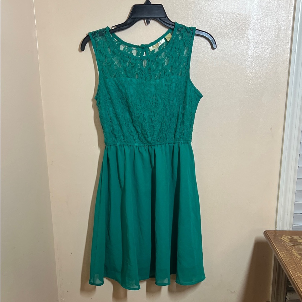 Sleeveless Emerald Lace Chiffon Mini Dress